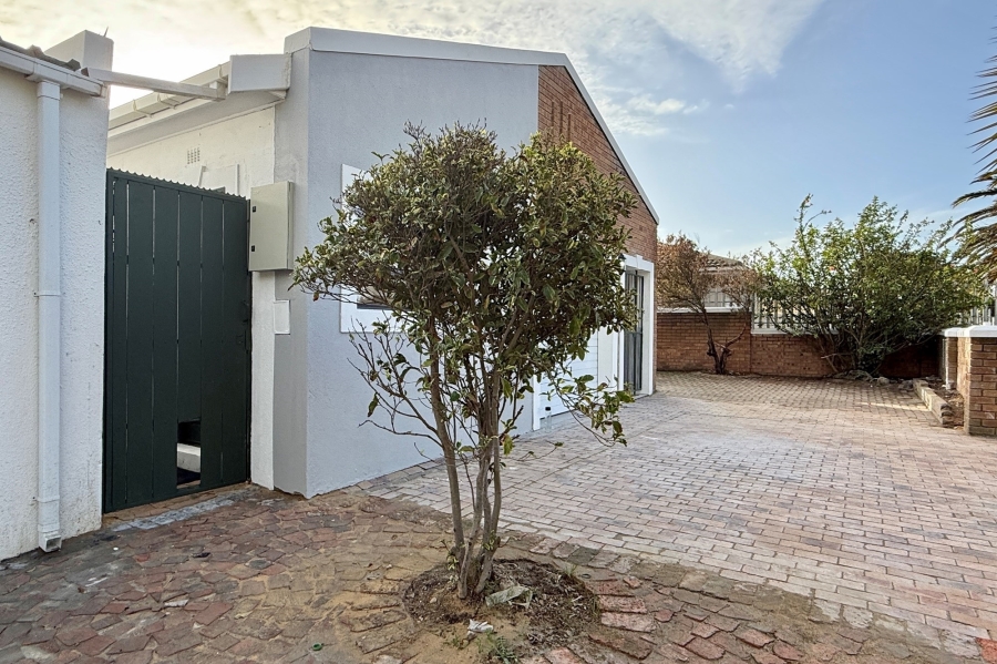 1 Bedroom Property for Sale in Tijgerhof Western Cape
